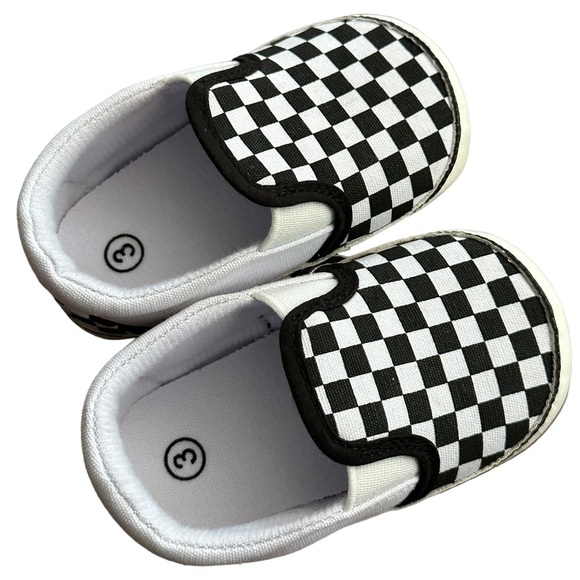 Toddler Checker Print Soft Canvas Sneaker - Picture 6 of 6